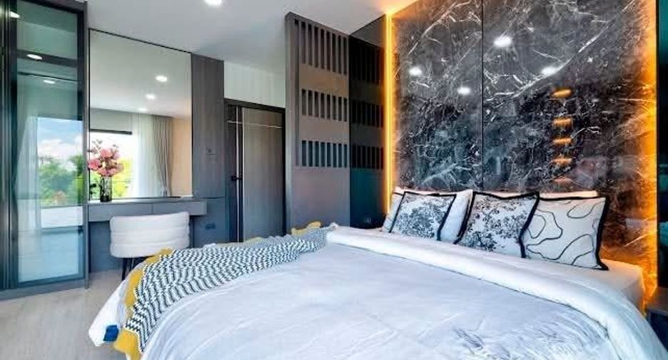 For rent 5 bedrooms villa in Jomtien, Pattaya