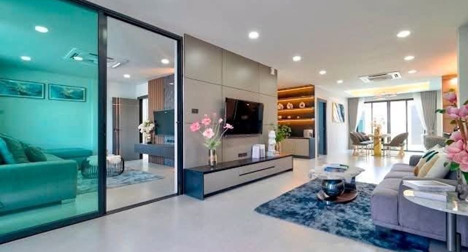 For rent 5 bedrooms villa in Jomtien, Pattaya