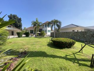 For rent 3 bedrooms villa in Huay Yai, Pattaya