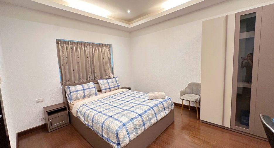 For rent 3 bedrooms villa in Huay Yai, Pattaya