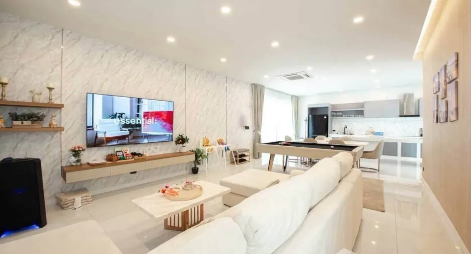 Villa en alquiler de 5 habitaciones en Jomtien, Pattaya