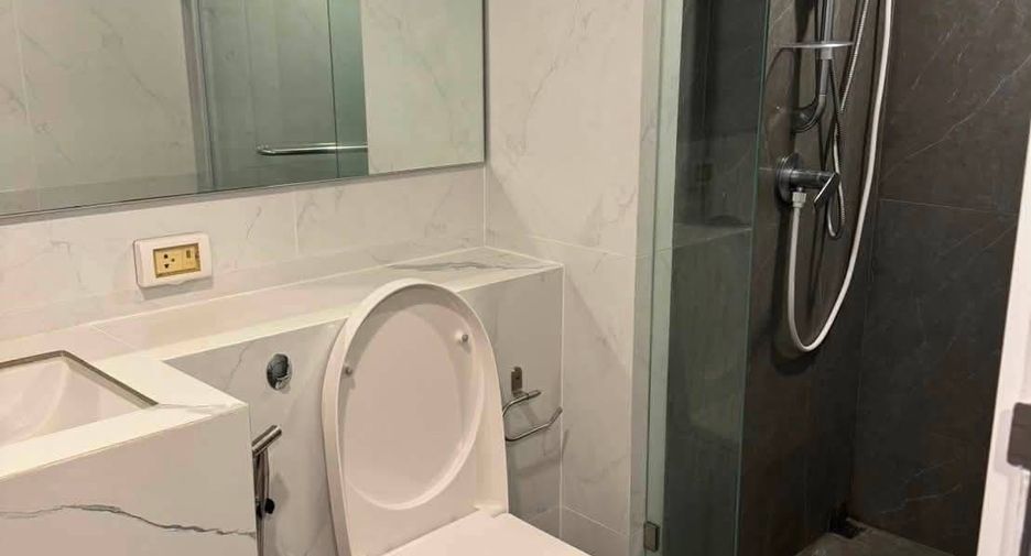 For rent 1 bed condo in Bang Kapi, Bangkok