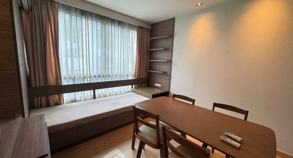 Condo en alquiler y en venta de 2 habitaciones en Khlong Toei, Bangkok