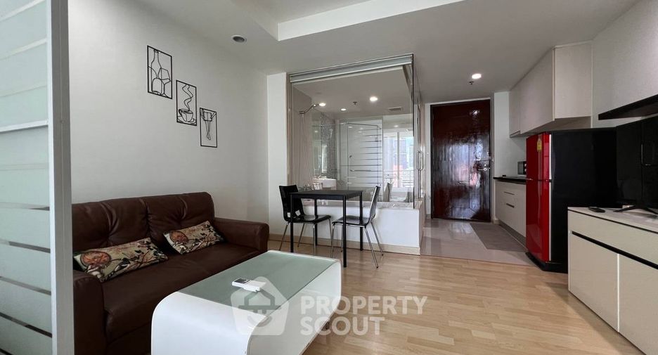 Wohnung zur Miete und zum Kauf mit 1 Zimmer in Pathum Wan, Bangkok