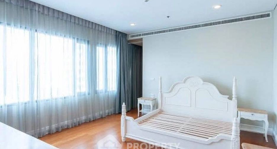 For rent and for sale 3 bedrooms condo in Khlong Toei, Bangkok