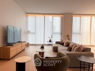 For rent 4 bedrooms condo in Khlong Toei, Bangkok