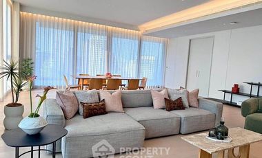 For rent 4 bedrooms condo in Khlong Toei, Bangkok