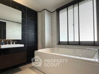 For rent 4 bedrooms house in Lat Krabang, Bangkok