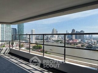 For rent 4 bedrooms condo in Sathon, Bangkok