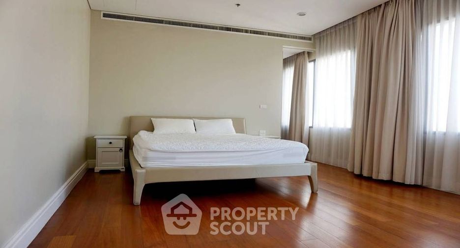 For rent 6 bedrooms condo in Khlong Toei, Bangkok