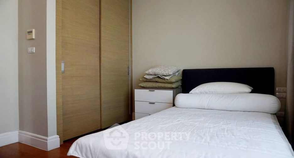 For rent 6 bedrooms condo in Khlong Toei, Bangkok