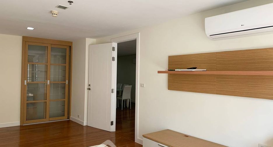 For rent 2 ベッドルーム condo in Watthana, Bangkok