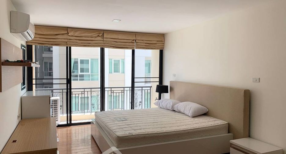For rent 2 ベッドルーム condo in Watthana, Bangkok