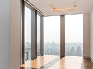 For sale 4 bedrooms condo in Sathon, Bangkok