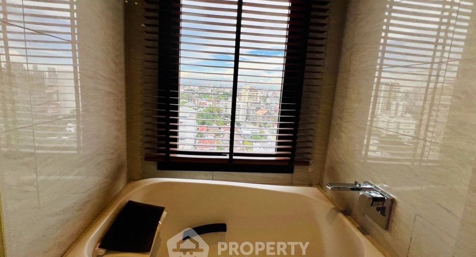 Wohnung zur Miete und zum Kauf mit 2 Zimmer in Watthana, Bangkok