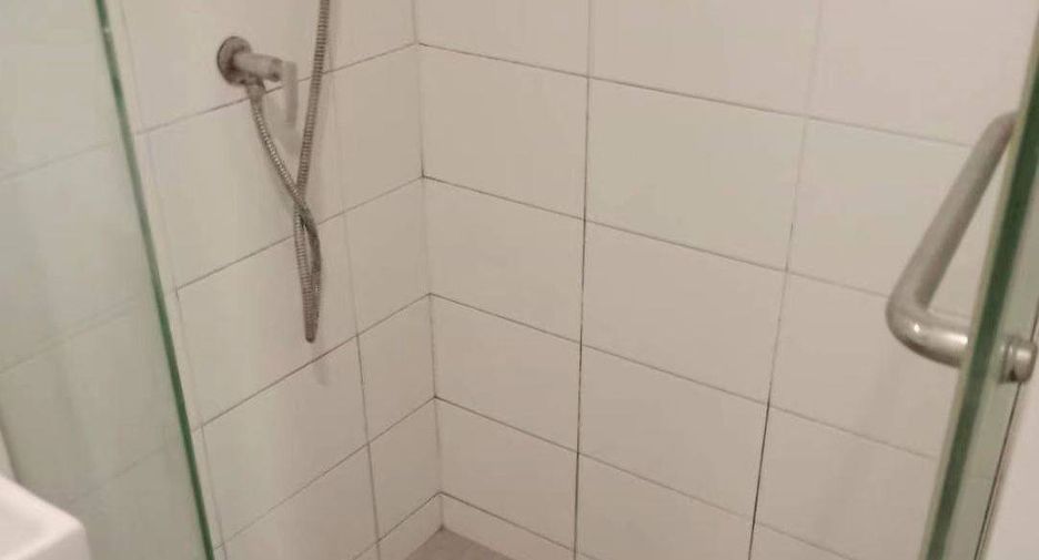 For sale 1 bed condo in Bang Na, Bangkok