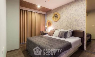 For sale 2 bedrooms condo in Watthana, Bangkok