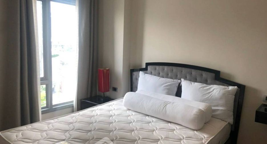 For sale 1 bed condo in Khlong Toei, Bangkok