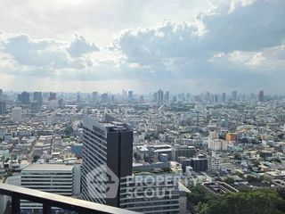 For sale 3 bedrooms condo in Huai Khwang, Bangkok