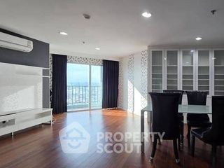 For sale 3 bedrooms condo in Huai Khwang, Bangkok
