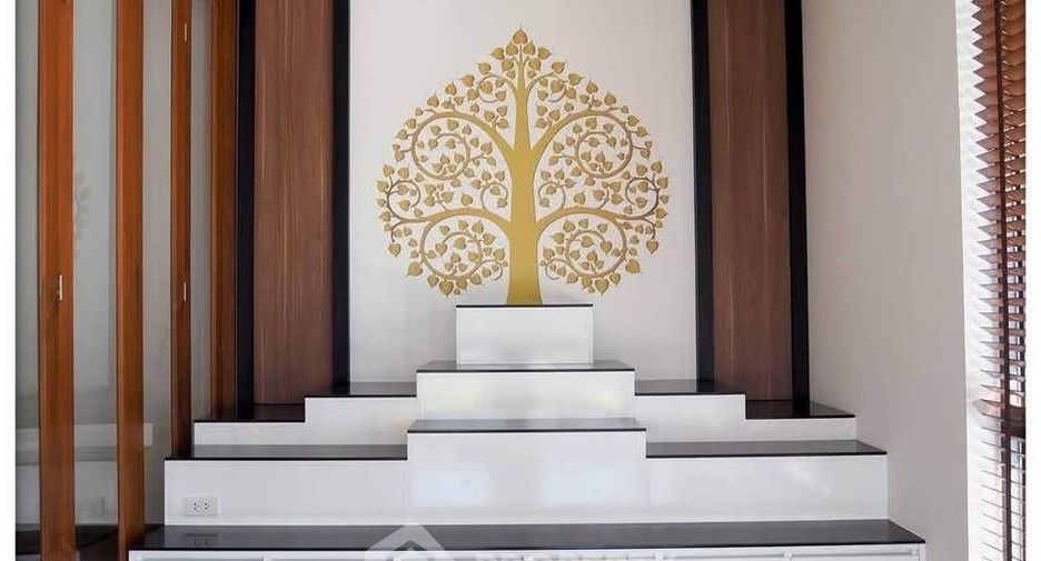 For sale 4 bedrooms house in Thawi Watthana, Bangkok