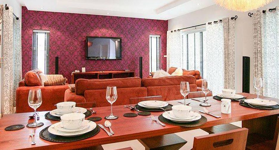For sale 3 bedrooms villa in Na Jomtien, Pattaya