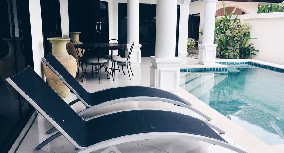 For sale 3 bedrooms villa in Na Jomtien, Pattaya