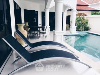 For sale 3 bedrooms villa in Na Jomtien, Pattaya
