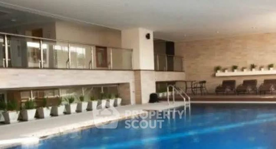 For sale 2 bedrooms condo in Dusit, Bangkok