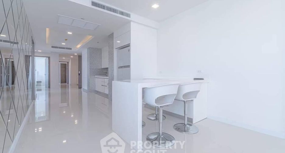 For sale 3 bedrooms condo in Bang Saray, Pattaya