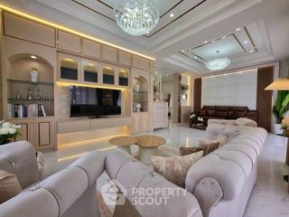 Villa zum Kauf mit 3 Zimmer in Bang Saray, Pattaya