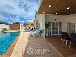 Villa zum Kauf mit 3 Zimmer in Bang Saray, Pattaya