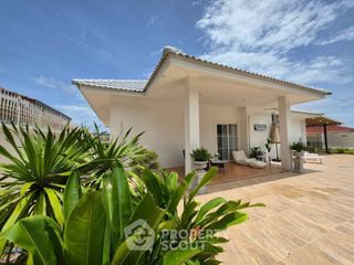 Villa zum Kauf mit 3 Zimmer in Bang Saray, Pattaya