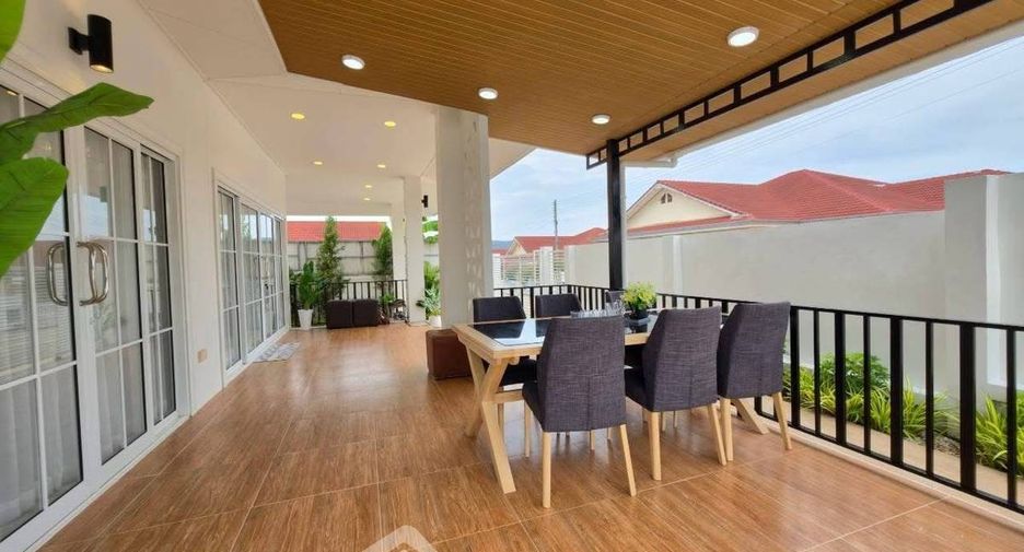 Villa zum Kauf mit 3 Zimmer in Bang Saray, Pattaya