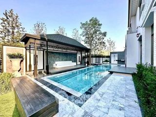 For rent and for sale 4 bedrooms house in Lat Krabang, Bangkok