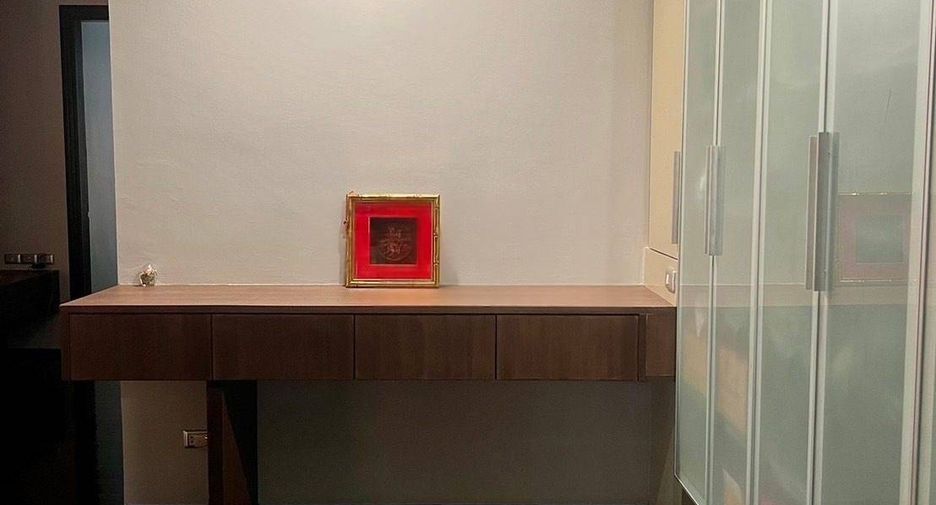 Продажа 3 спальни кондо в Щаттхана, Бангкок