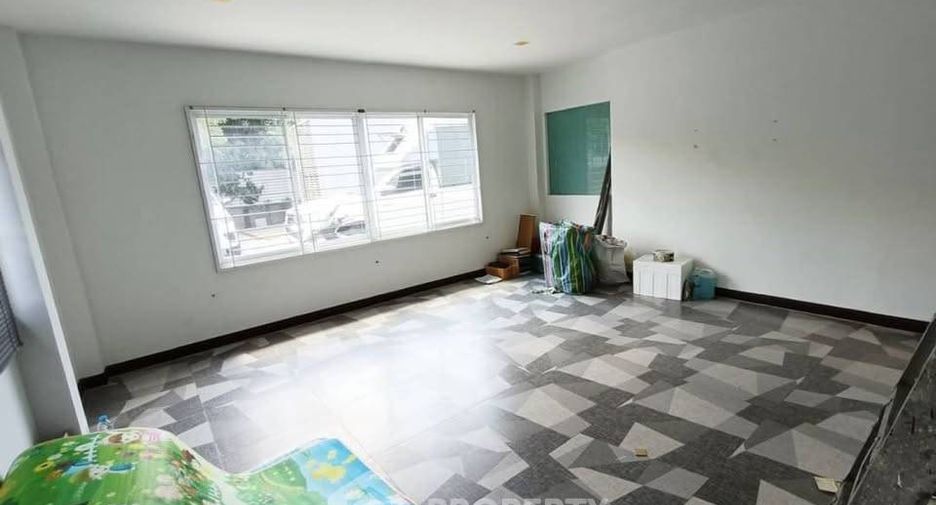 For sale 6 bedrooms house in Mueang Chon Buri, Chonburi