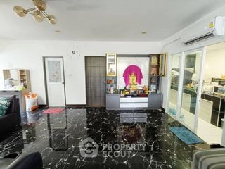 For sale 6 bedrooms house in Mueang Chon Buri, Chonburi