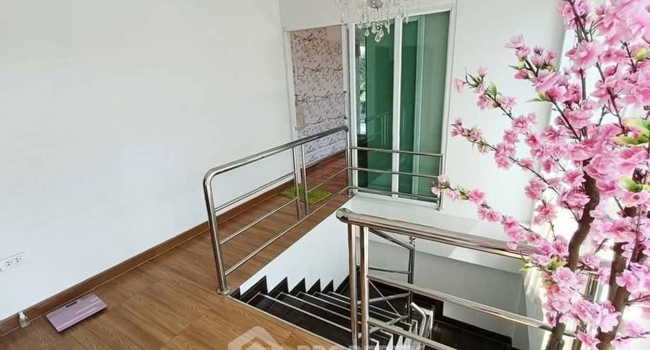 For sale 6 bedrooms house in Mueang Chon Buri, Chonburi
