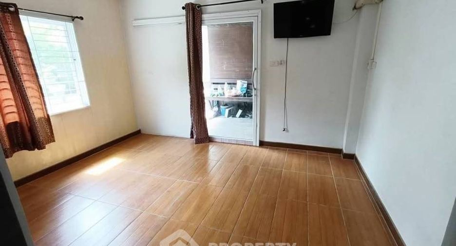 For sale 6 bedrooms house in Mueang Chon Buri, Chonburi