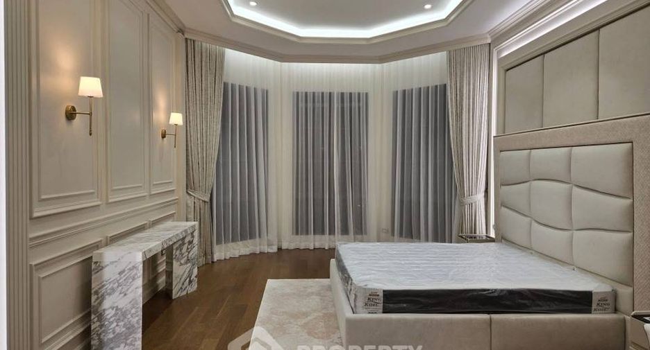 For rent and for sale 4 bedrooms house in Bang Kapi, Bangkok