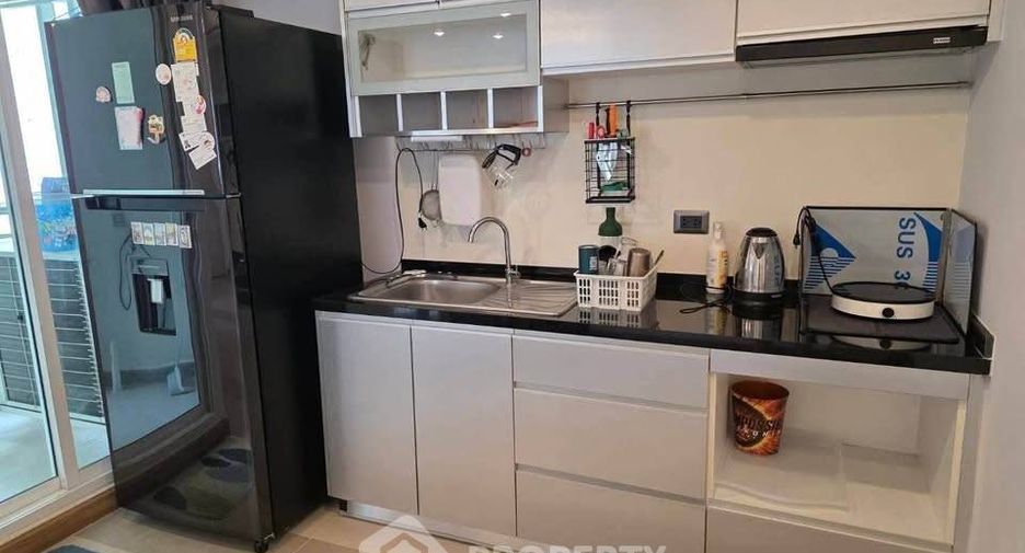 Продажа 1 кровать кондо в Хуаи Кхщанг, Бангкок