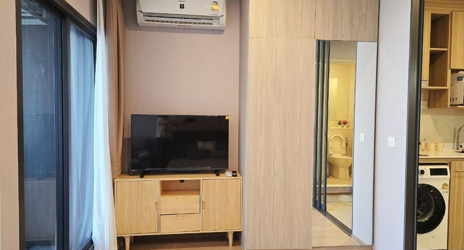 For rent studio condo in Khlong Toei, Bangkok