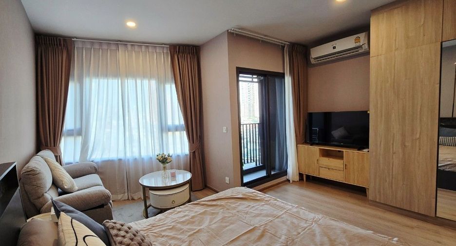 For rent studio condo in Khlong Toei, Bangkok