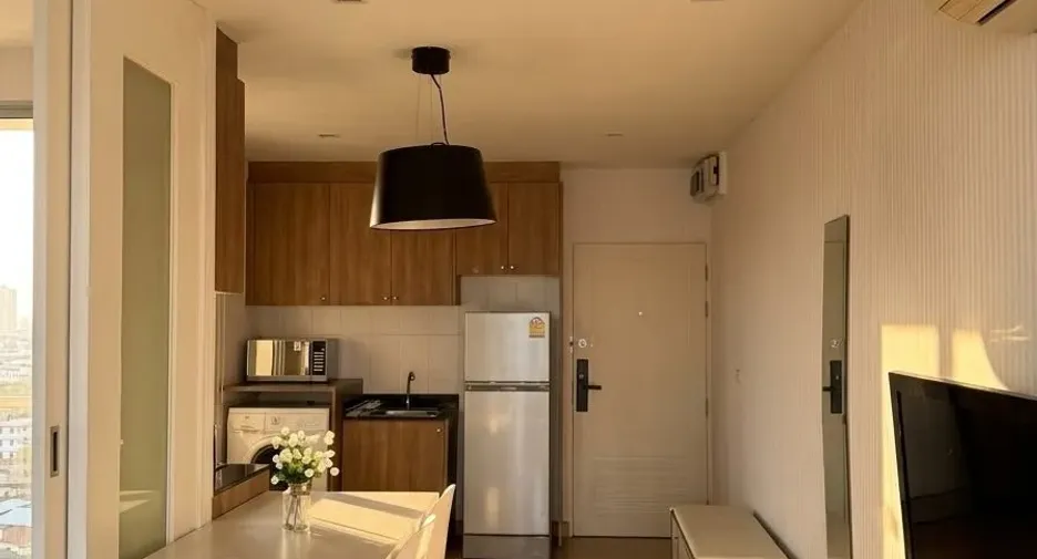 For rent 1 bed condo in Khlong Toei, Bangkok