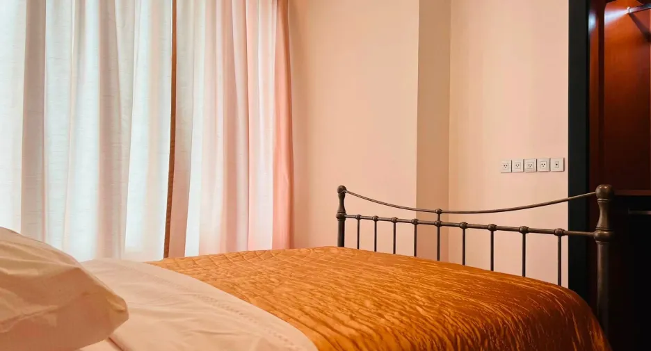 For rent 2 bedrooms condo in Sathon, Bangkok