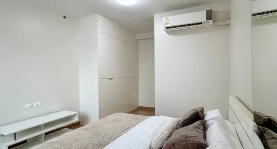 For sale 2 bedrooms condo in Watthana, Bangkok