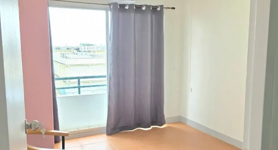For rent 2 bedrooms condo in Suan Luang, Bangkok