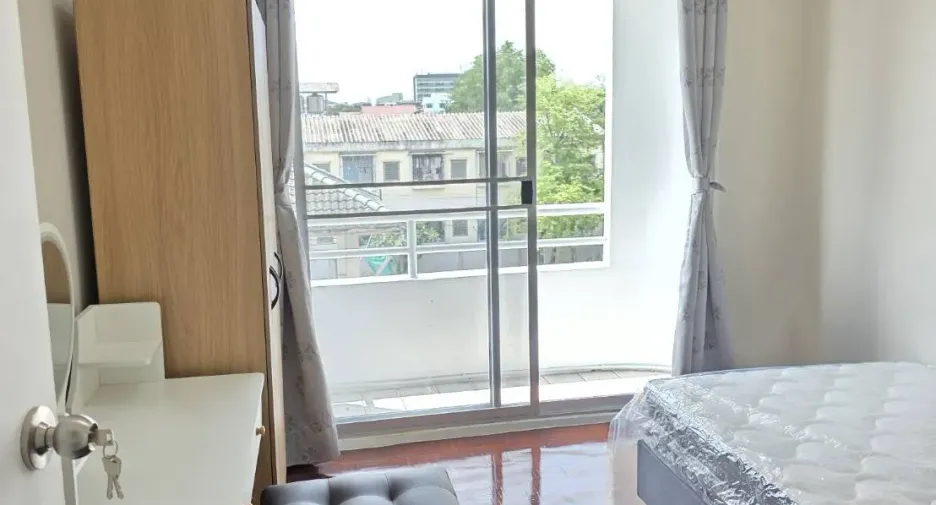 For rent 2 bedrooms condo in Suan Luang, Bangkok