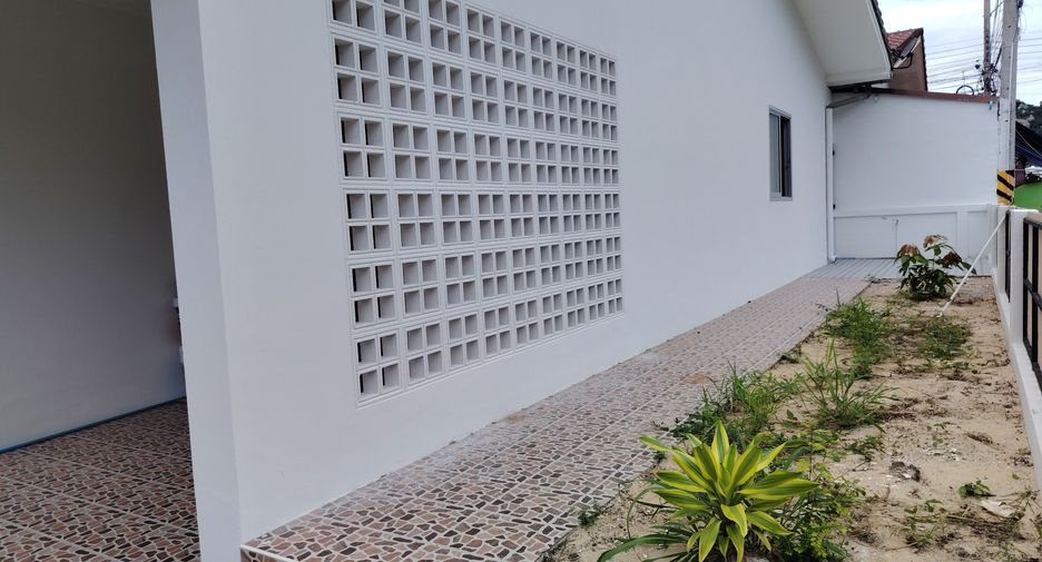 For sale 2 bedrooms townhouse in Hua Hin, Prachuap Khiri Khan